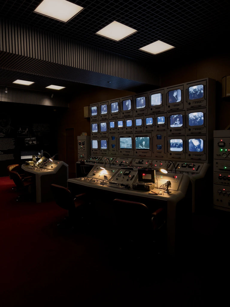 Advanced Video Wall Controllers for Seamless Multi-Screen Display